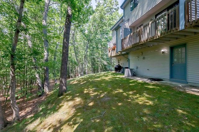 22 Vanden Road, Merrimack, NH 03054