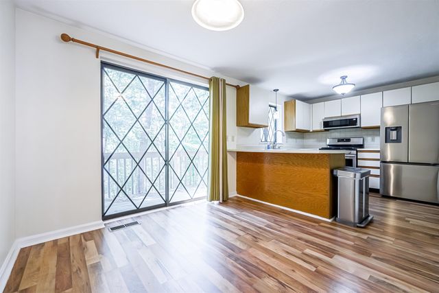 22 Vanden Road, Merrimack, NH 03054