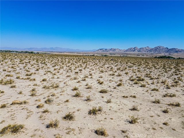 38000 Old Woman Springs Road, Lucerne Valley, CA 92356
