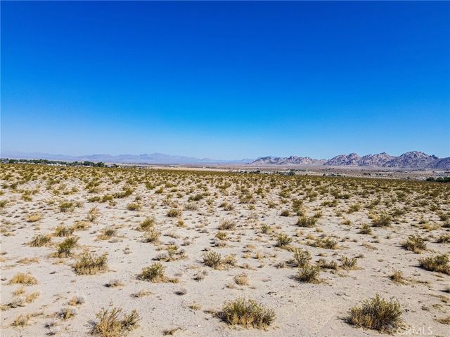 38000 Old Woman Springs Road, Lucerne Valley, CA 92356