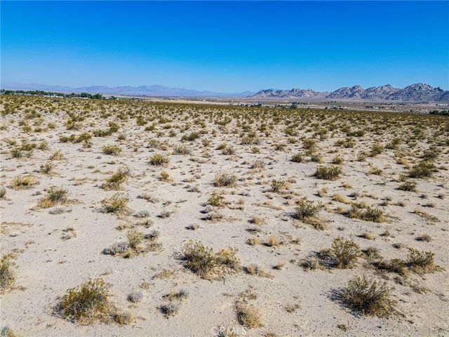 38000 Old Woman Springs Road, Lucerne Valley, CA 92356