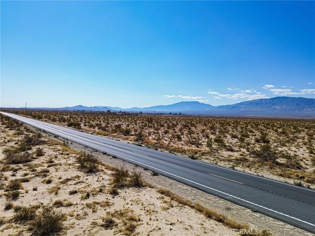 38000 Old Woman Springs Road, Lucerne Valley, CA 92356