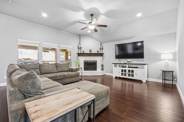 6517 Deer Horn Drive, Fort Worth, TX 76179