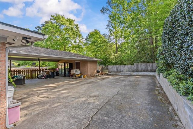 706 Wildwood Ave, Dothan, AL 36303