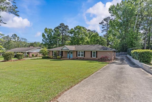 706 Wildwood Ave, Dothan, AL 36303
