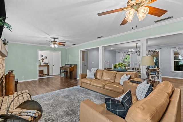 706 Wildwood Ave, Dothan, AL 36303