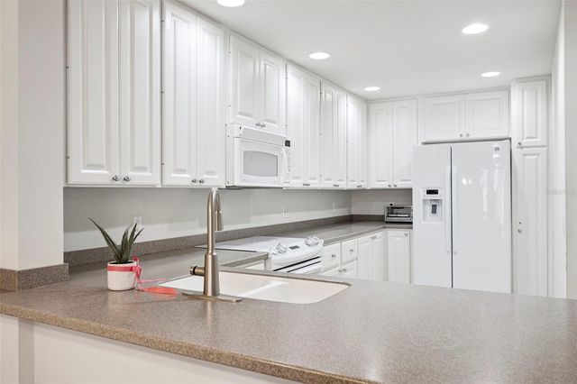 11827 JAMES BAY DRIVE, Orlando, FL 32827