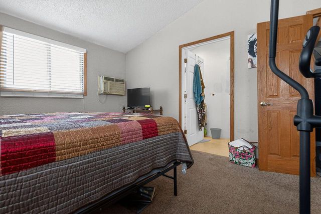 5818 N 72nd STREET, Milwaukee, WI 53218