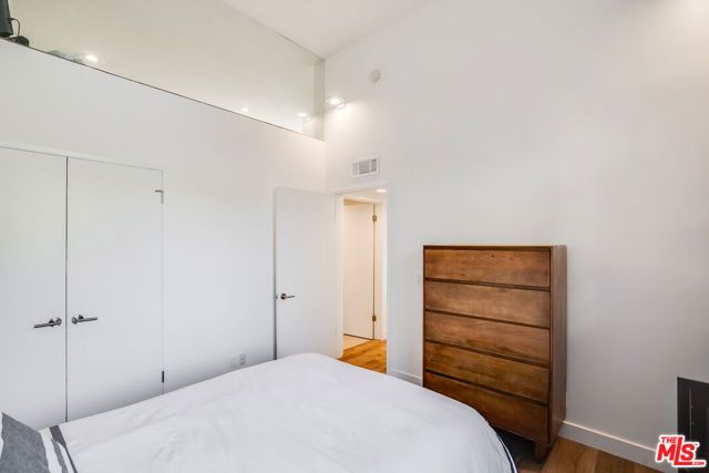 2222 6th Street B, Santa Monica, CA 90405