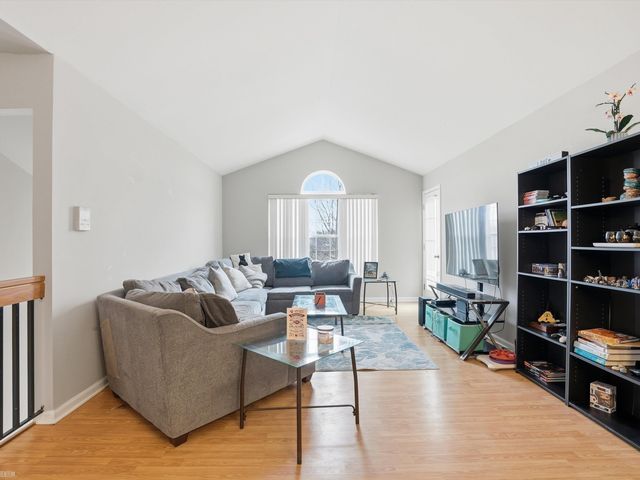 56711 Scotland Boulevard, Shelby Twp, MI 48316