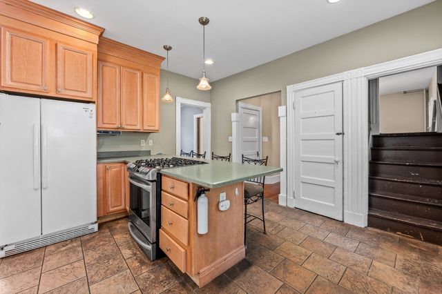 80 Oakdale Avenue, Dedham, MA 02026