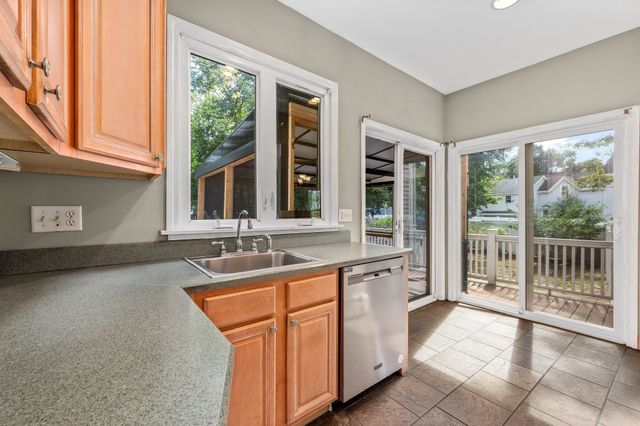 80 Oakdale Avenue, Dedham, MA 02026