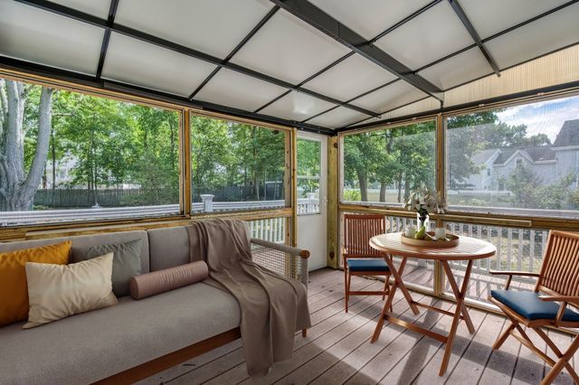 80 Oakdale Avenue, Dedham, MA 02026