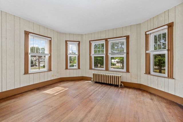 80 Oakdale Avenue, Dedham, MA 02026