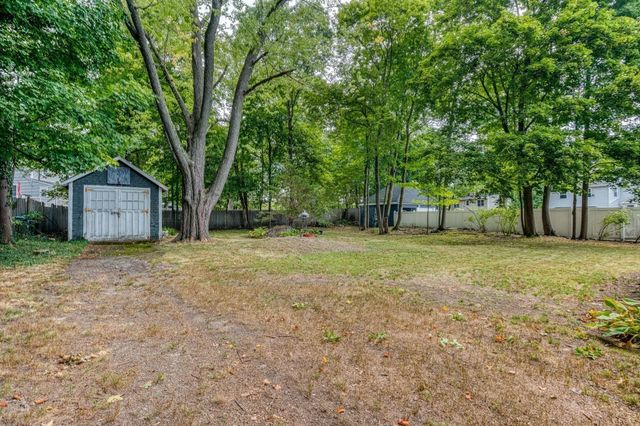 80 Oakdale Avenue, Dedham, MA 02026