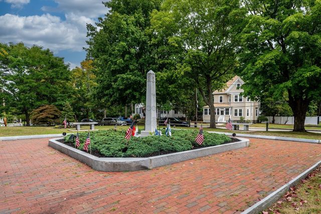 80 Oakdale Avenue, Dedham, MA 02026