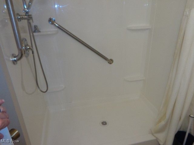 19297 Lauren Way, Strongsville, OH 44149