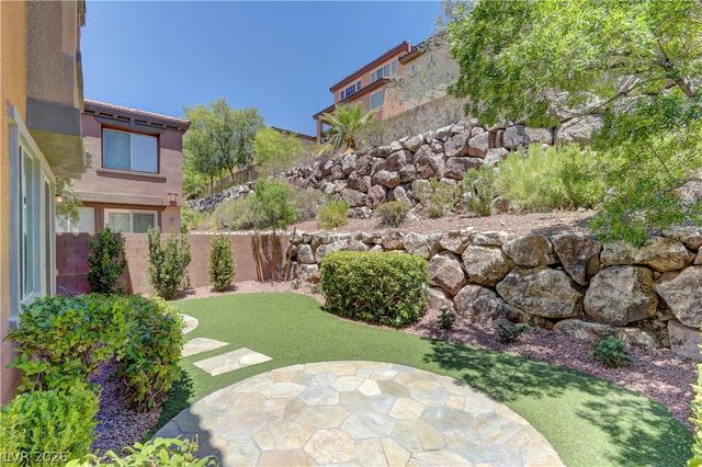 11330 Corsica Mist Avenue, Las Vegas, NV 89135