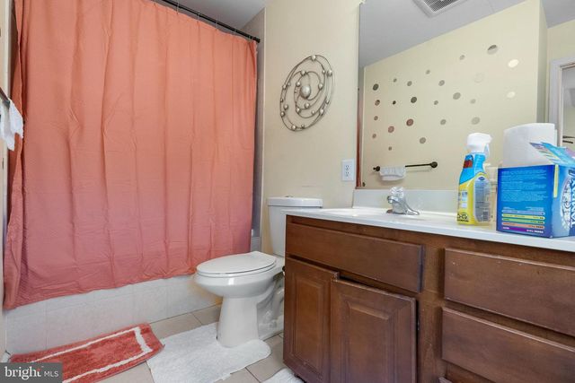 8711 OSLER AVE, Pennsauken, NJ 08109