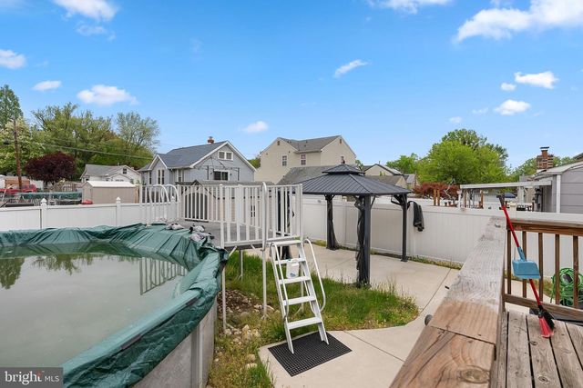 8711 OSLER AVE, Pennsauken, NJ 08109