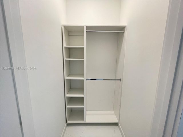 851 NE 1st Ave 3103, Miami, FL 33132