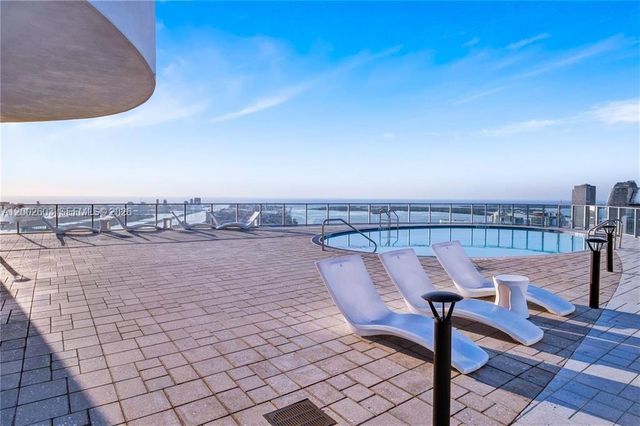 851 NE 1st Ave 3103, Miami, FL 33132