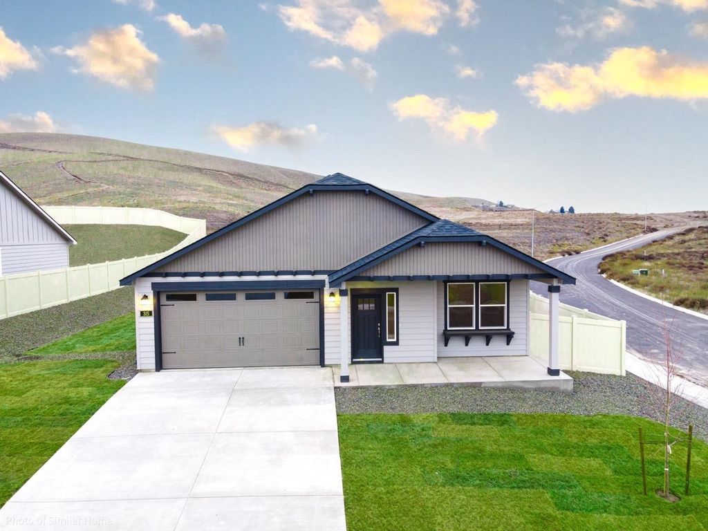 1451 W 67th Ave, Spokane, WA 99224