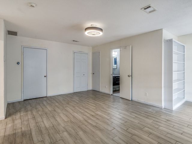 3645 Warick Drive, Dallas, TX 75229