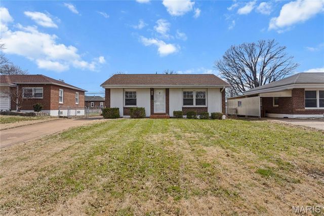 7124 Marwinette Avenue, St Louis, MO 63116