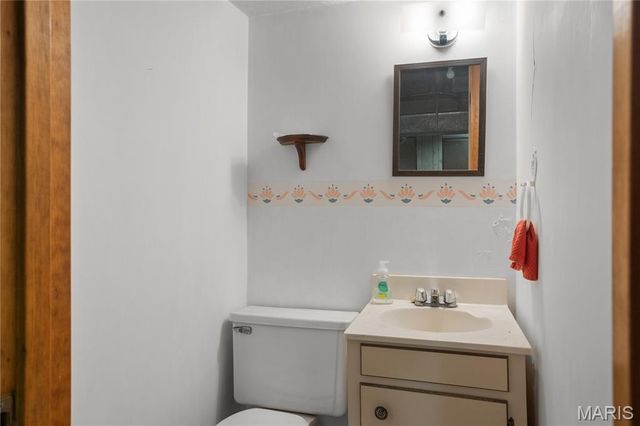 7124 Marwinette Avenue, St Louis, MO 63116