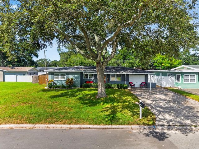 11048 116TH STREET, Seminole, FL 33778