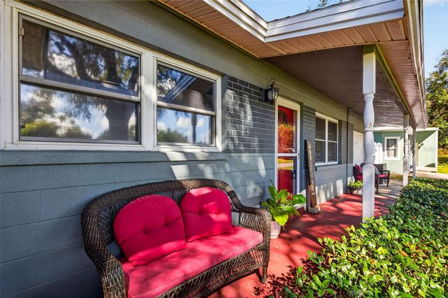 11048 116TH STREET, Seminole, FL 33778