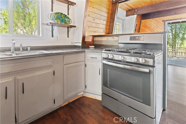 2068 Slippery Elm Road, Wrightwood, CA 92397