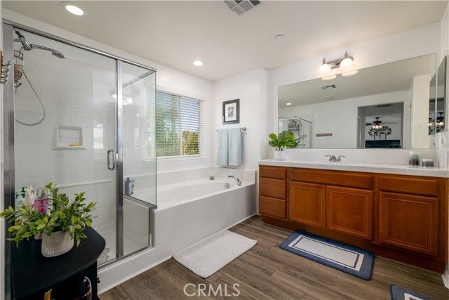 27937 Pleasant Bay Circle, Menifee, CA 92585