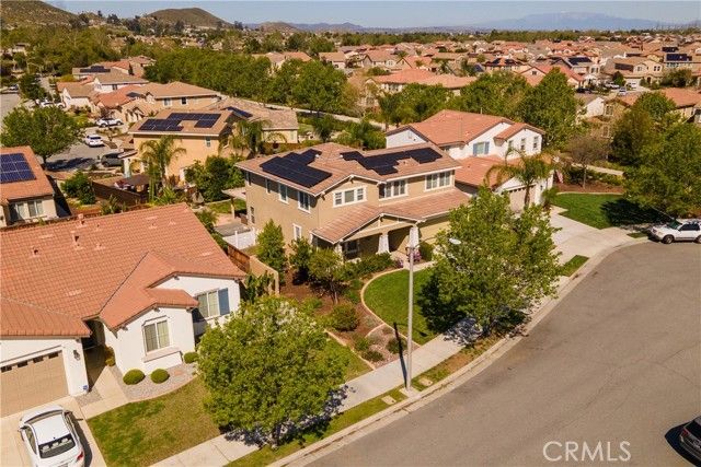 27937 Pleasant Bay Circle, Menifee, CA 92585