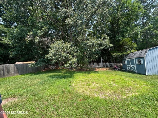 429 Shady Lane, Howell, NJ 07731