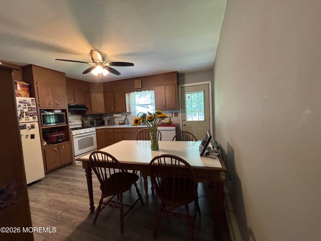 429 Shady Lane, Howell, NJ 07731