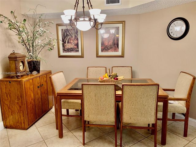 7751 Southampton Ter 310, Tamarac, FL 33321