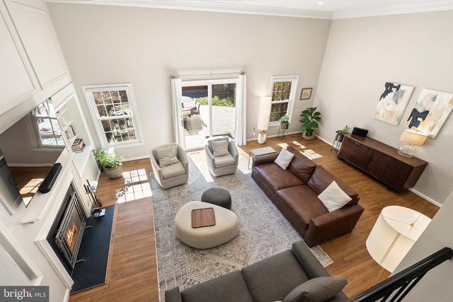 2729 UNICORN LN NW, Washington, DC 20015