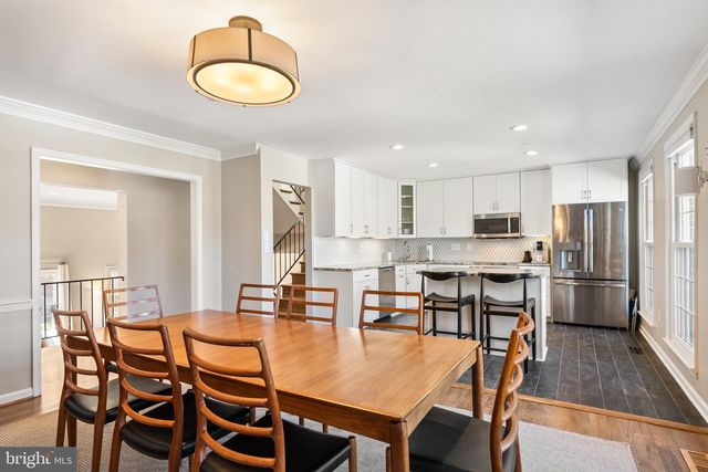 2729 UNICORN LN NW, Washington, DC 20015