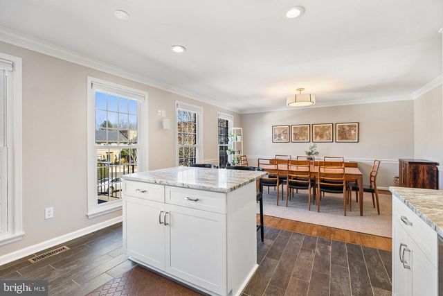 2729 UNICORN LN NW, Washington, DC 20015