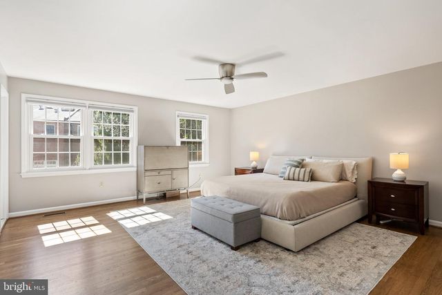 2729 UNICORN LN NW, Washington, DC 20015