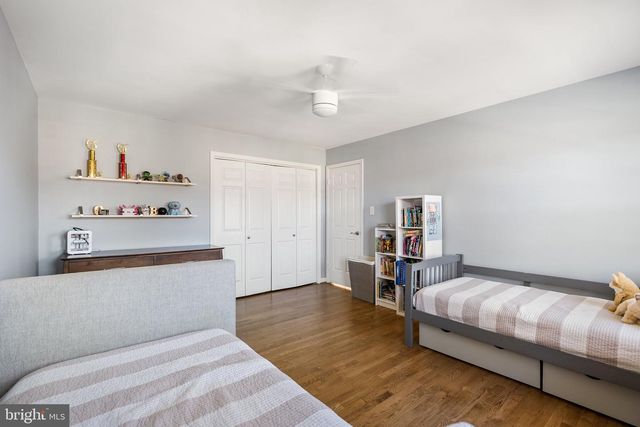 2729 UNICORN LN NW, Washington, DC 20015