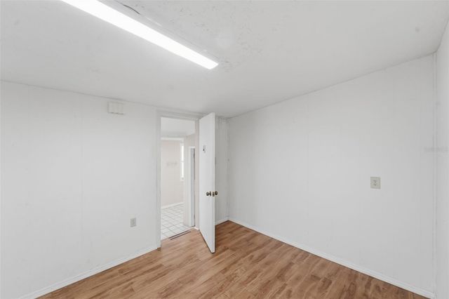 2101 E GRANT AVENUE, Orlando, FL 32806