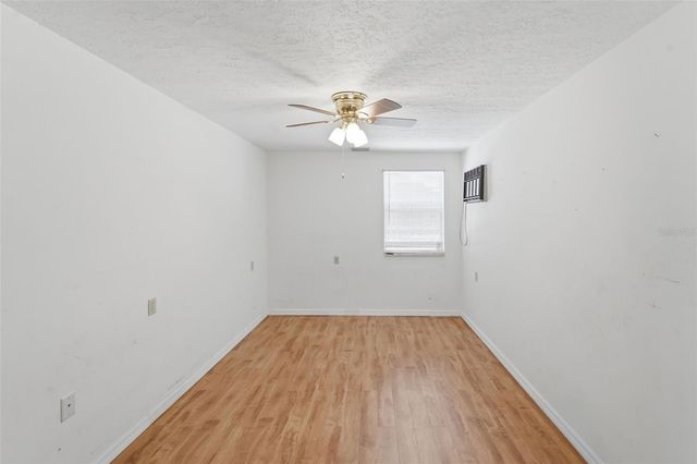 2101 E GRANT AVENUE, Orlando, FL 32806