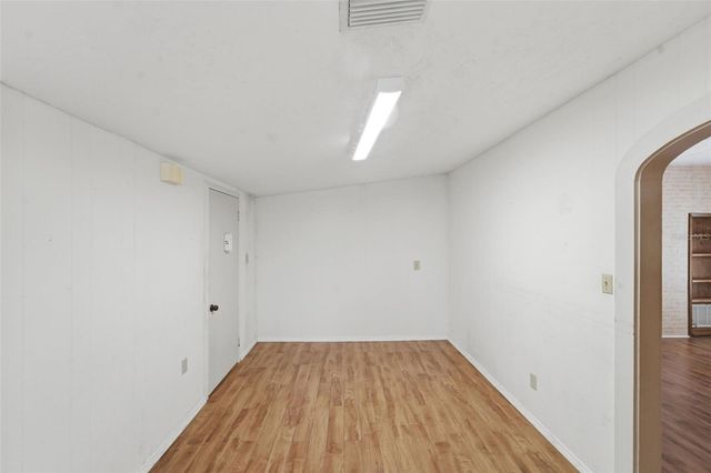 2101 E GRANT AVENUE, Orlando, FL 32806