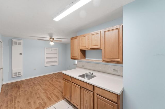 2101 E GRANT AVENUE, Orlando, FL 32806