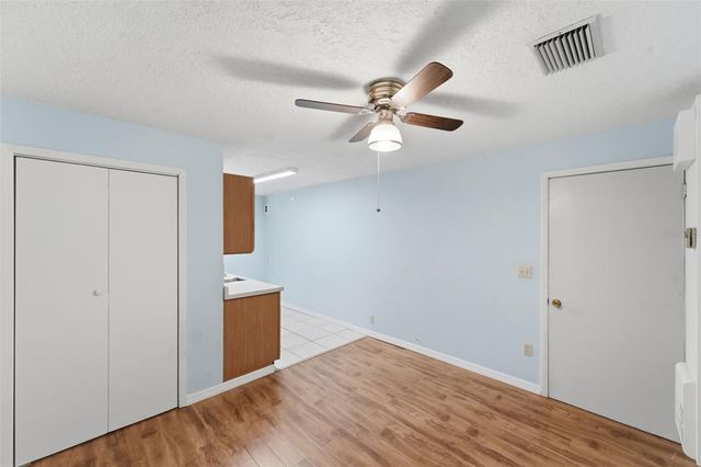 2101 E GRANT AVENUE, Orlando, FL 32806