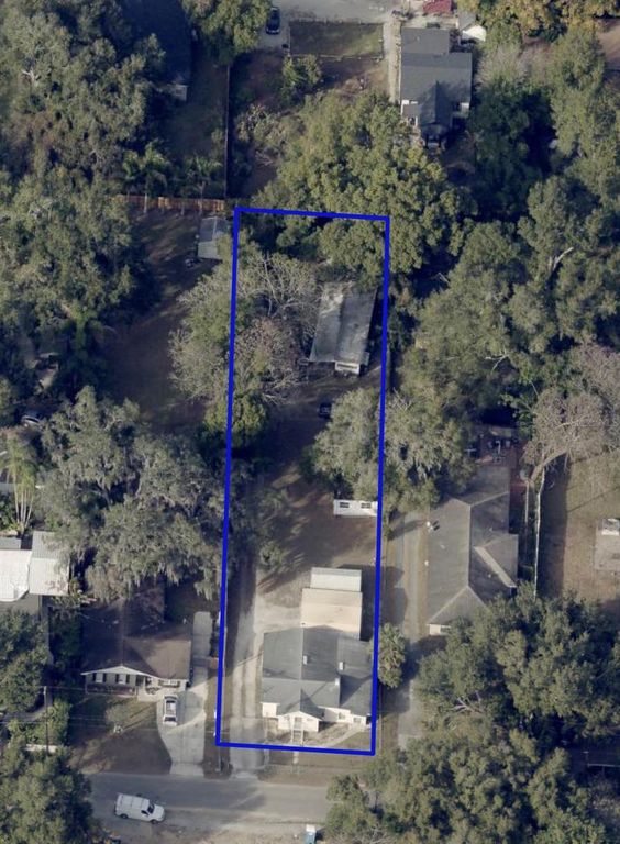 Image 3 of property listing at 2101 E GRANT AVENUE, Orlando, FL 32806