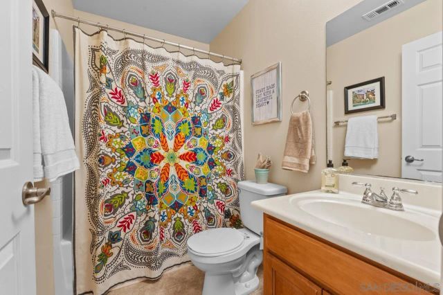 1305 Isabella Way, Vista, CA 92084